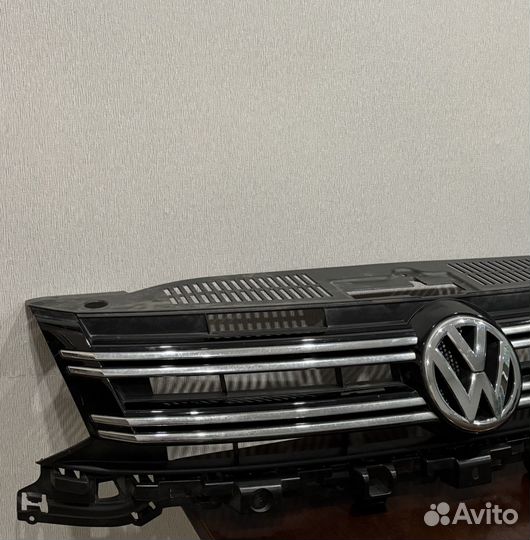 Решетка радиатора Volkswagen Tiguan 1 рестайлинг