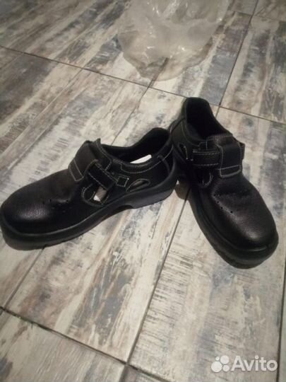 Спецодежда и обувь