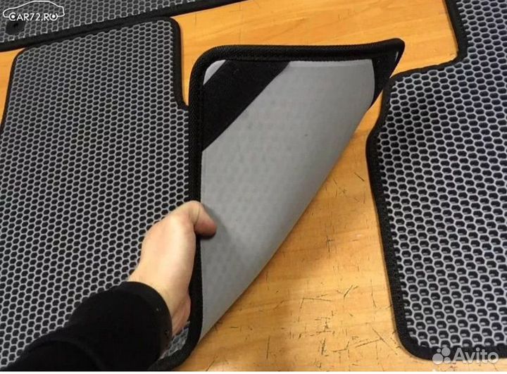 Автомобильные коврики 3D