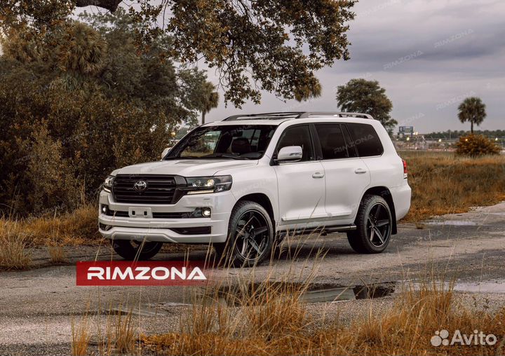 Кованые диски R22 на Toyota Land Cruiser