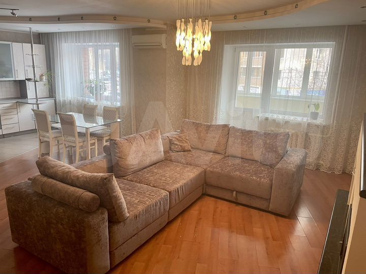 2-к. квартира, 90 м², 2/10 эт.