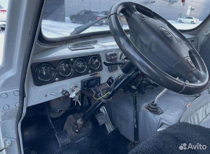 УАЗ 3303 2.7 МТ, 1966, 55 000 км