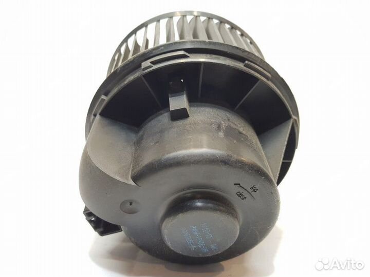 Мотор печки Ford Focus 3 1.5 M8DB ecoboost 2015