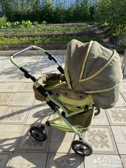 Коляска для кукол