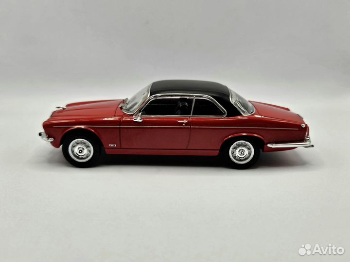Модель автомобиля jaguar XJ12C 1976 Red/Black