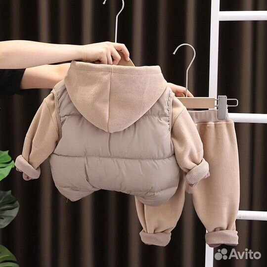 Детский костюм тройка с жилеткой