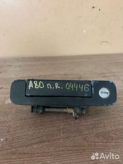 Ручка двери передней наружная правая Audi 80