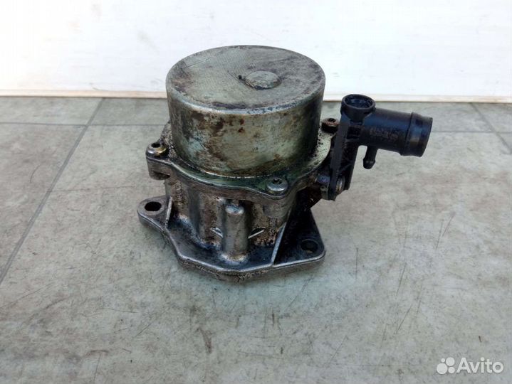 Насос вакуумный Renault Trafic 2 8200072985