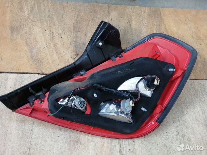 Стоп-сигнал задний левый Nissan Teana J31