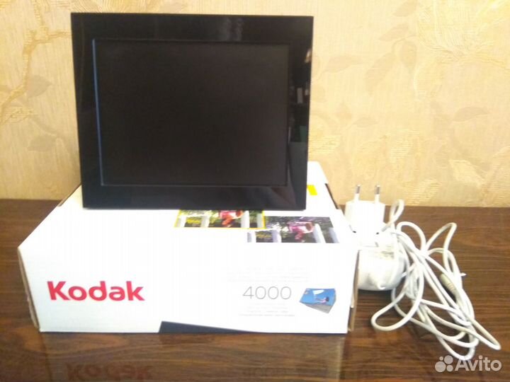 Фоторамка электронная Kodak EasyShare P725