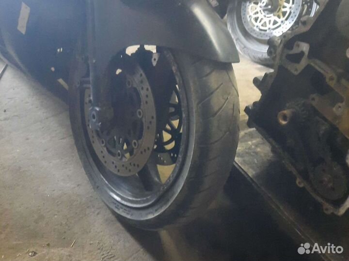 Колесо Kawasaki zzr400