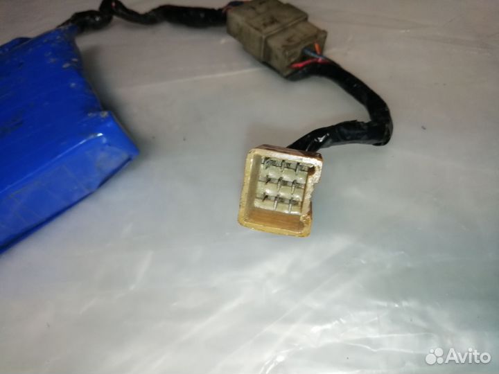 Камутатор yamaha FZR 250,FZ zeal