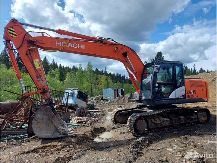 Гусеничный экскаватор Hitachi ZX180LCN-5G, 2013