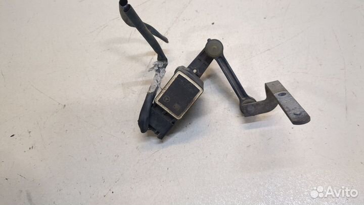 Датчик подвески правый задний Mercedes GL X164, 2010