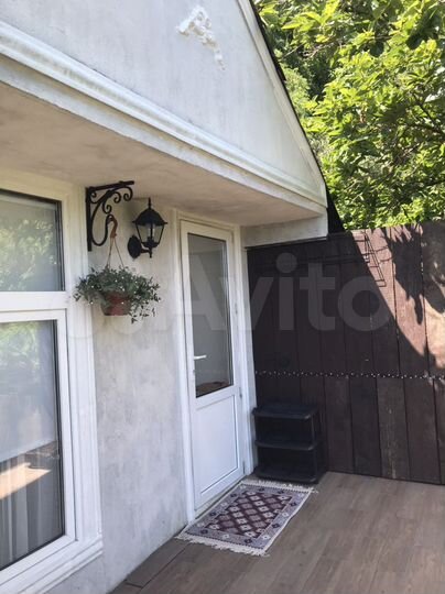 Дом 18 м² на участке 7 сот.