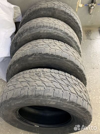 Bridgestone Dueler A/T 265/65 R17