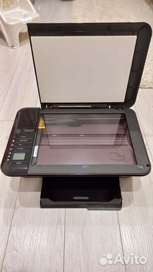 Принтер цветной hp