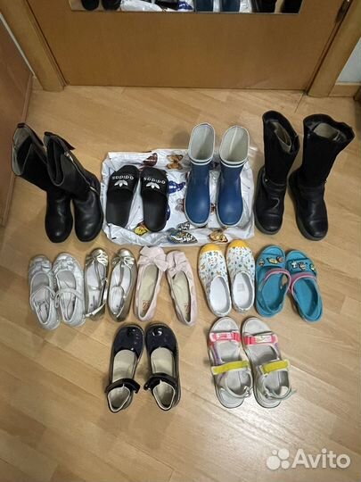 Обувь и одежда пакетами на девочку