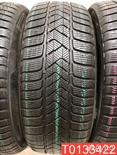 Pirelli Winter Sottozero 3 215/50 R18 92V