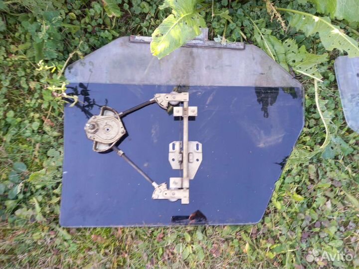 Стекла ваз 2109,2108, боковые 4штуки левые правые