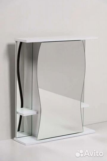 Шкаф с зеркалом в ванную