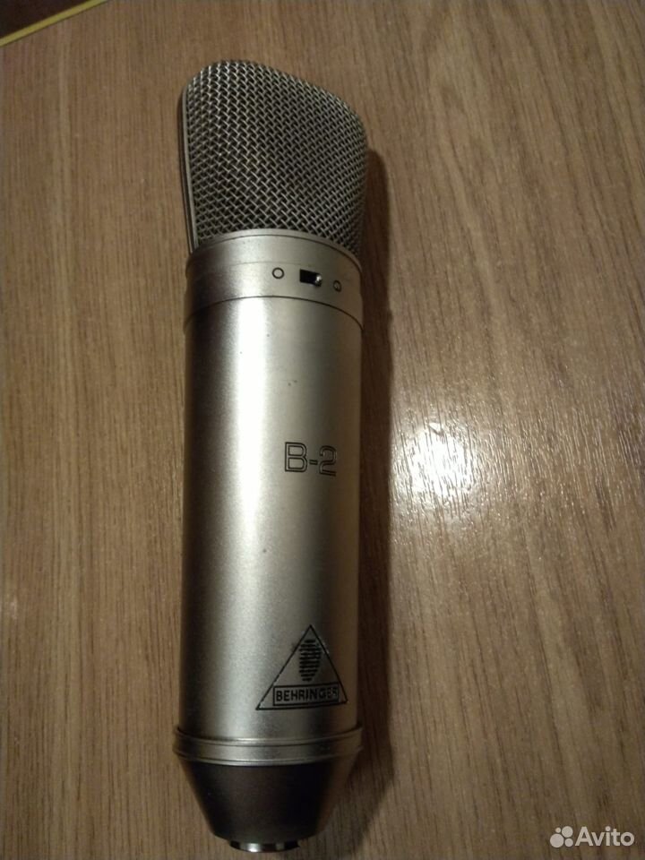 Behringer B2 (Студийный микрофон)