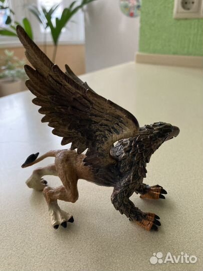 Фигурка Грифон safari ltd