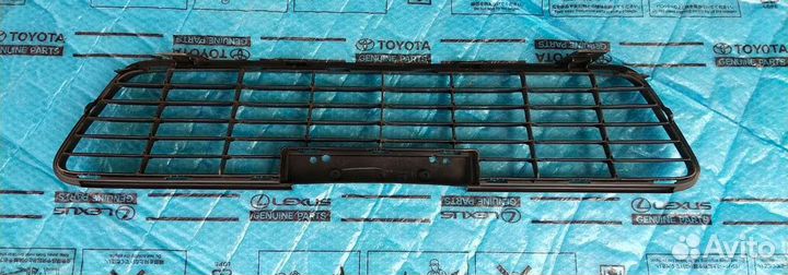 Решетка бампера Hilux Оригинал 2015-2020