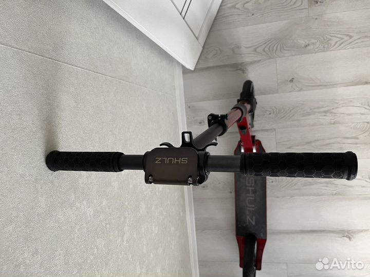 Продам самокат Schulz