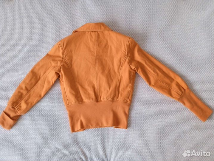 Куртка демисезонная женская 42 размер