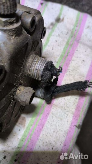 Компрессор кондиционера Audi 100c4 4A0260805C