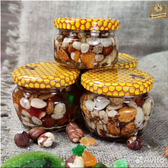 Натуральный мёд с орехами и инжиром