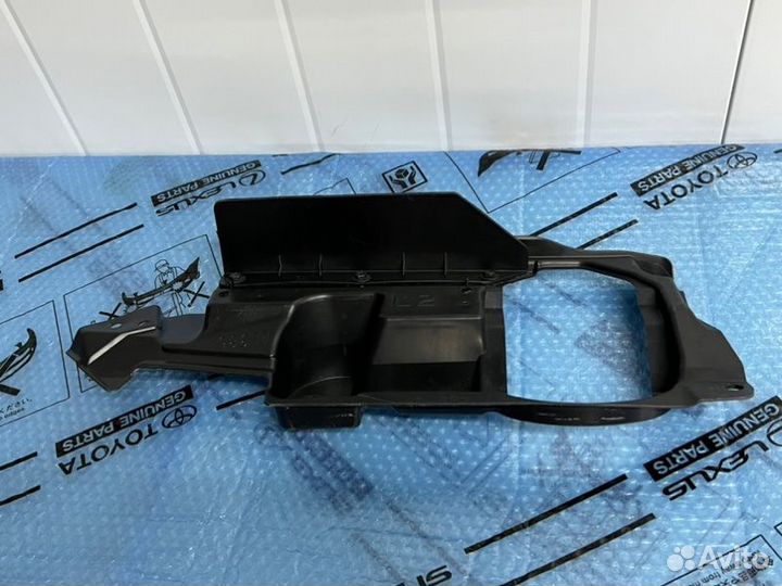 Защита бампера передняя левая Toyota Lc 300