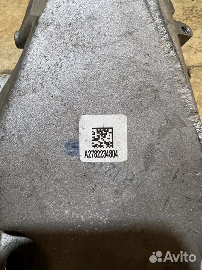 Кронштейн опоры двигателя Mercedes 6.3 M157 M278