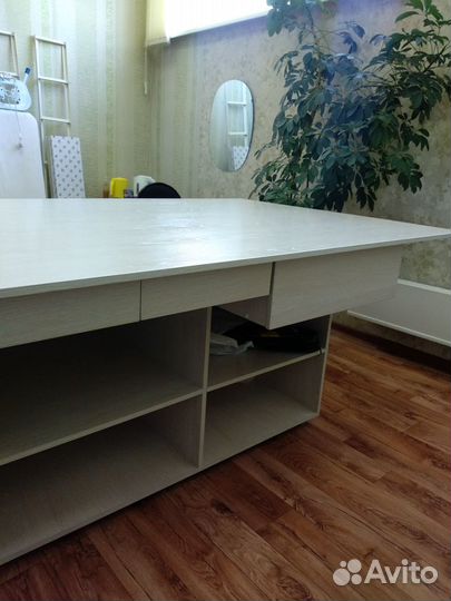Закройный стол