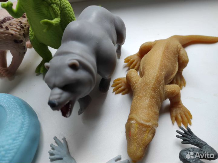 Коллекция селиконовых игрушек