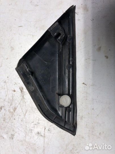 Накладка (молдинг) на зеркало левая Citroen С4