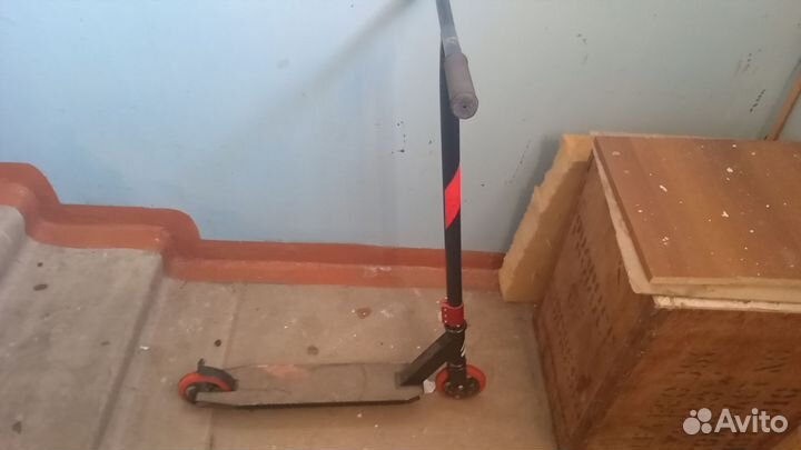 Два трюковых самоката