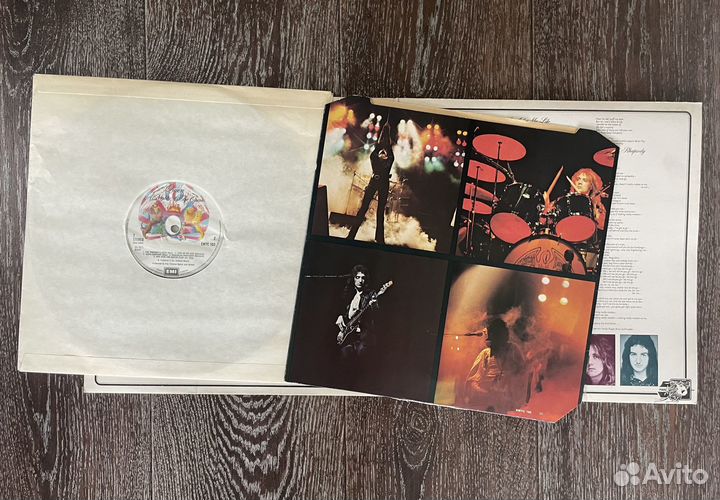 Queen - A Night AT The Opera LP