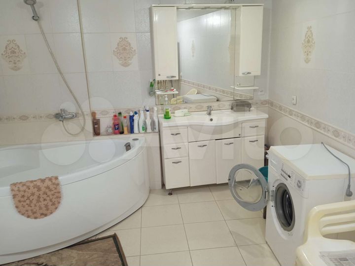 Комната 70 м², 1/1 эт.