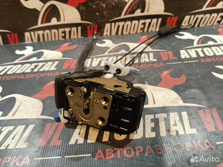 Замок двери передний левый Nissan Murano