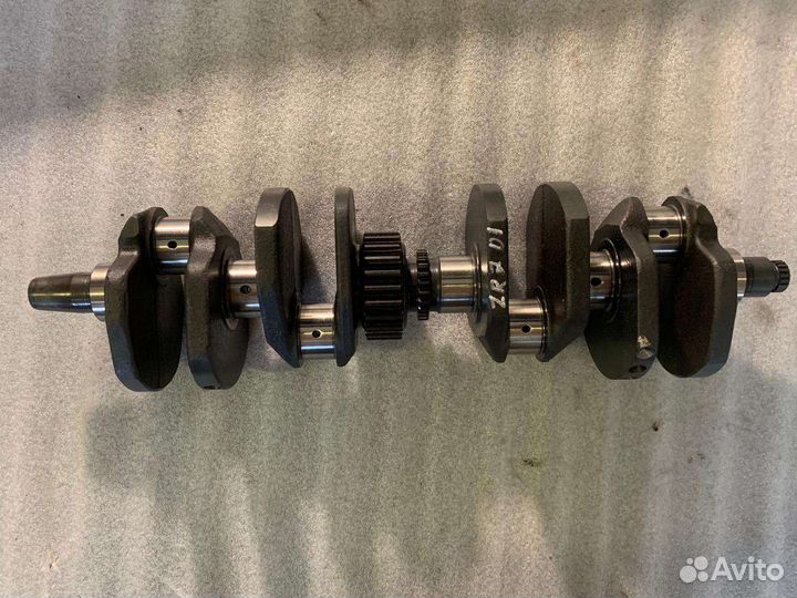 Коленвал Kawasaki ZR 7 2001