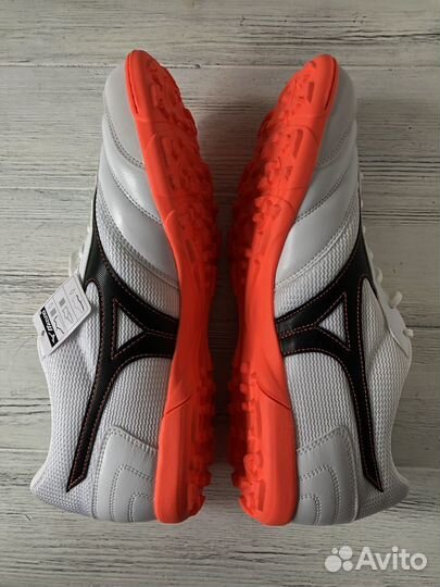 Новые бутсы Mizuno MRL sala club TF US 11,5