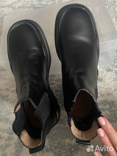Ботинки осенние женские 39 размер