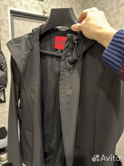Hugo boss мужская куртка оригинал