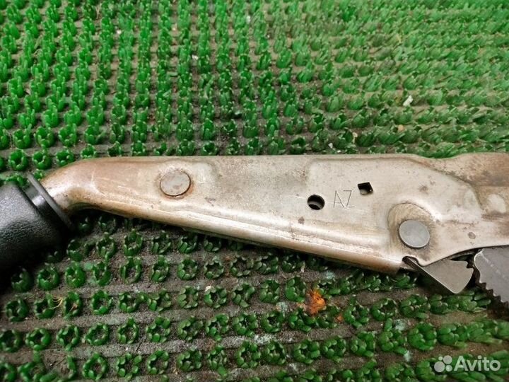 Рычаг стояночного тормоза Opel Tigra A X14XE 1999