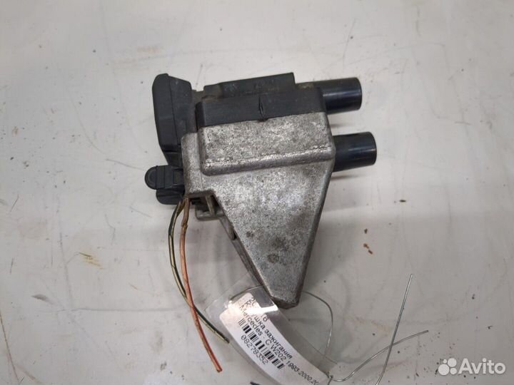 Катушка зажигания Mercedes C W202, 2002