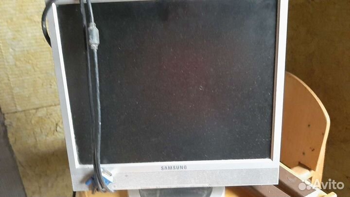 Монитор Самсунг