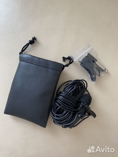 Петличный микрофон