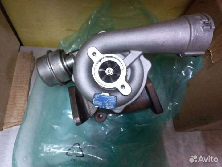 Турбокомпрессор двигателя VW T ransporter 2,5TDI